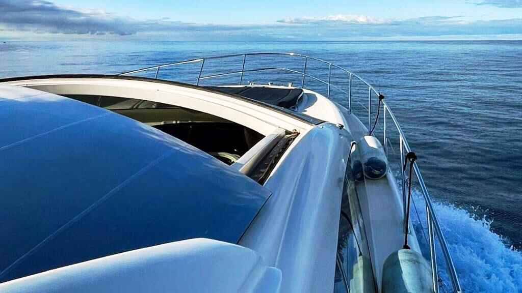 Exclusive New Year’s Eve Fireworks Cruise in Madeira Luxury Yacht
