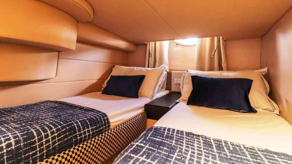 Exclusive New Year’s Eve Fireworks Cruise in Madeira Luxury Yacht