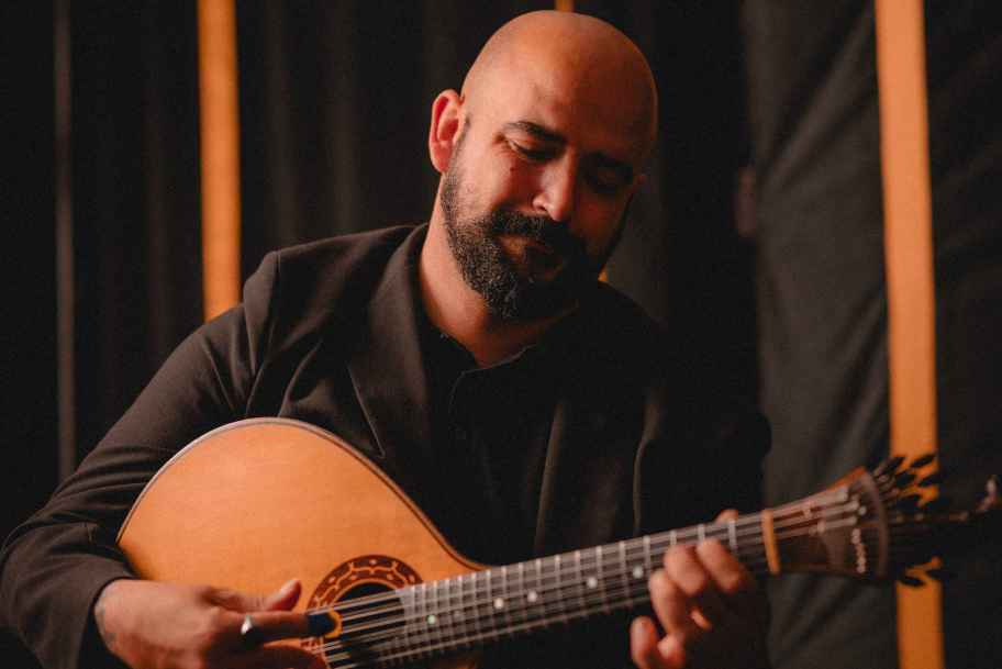 Fado & Fado – Madeira Fado Show With Wine and History