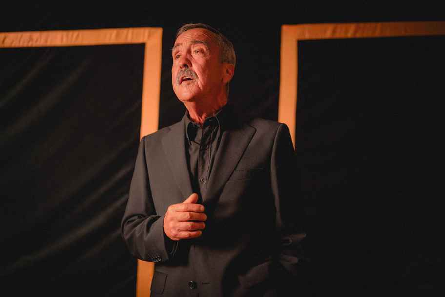 Fado & Fado – Madeira Fado Show With Wine and History