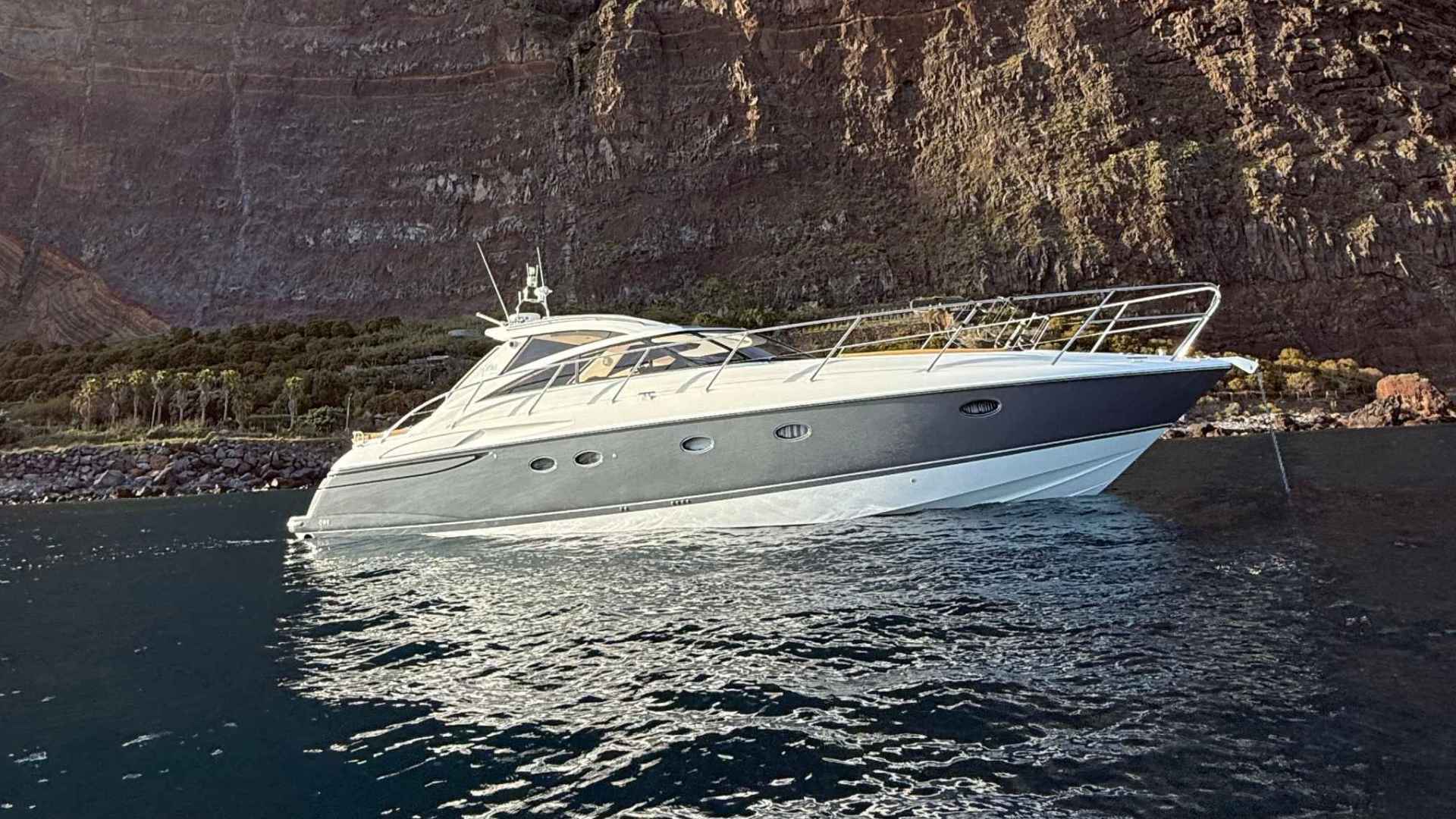 Madeira Atlantic Festival Fireworks Cruise on a Private Yacht