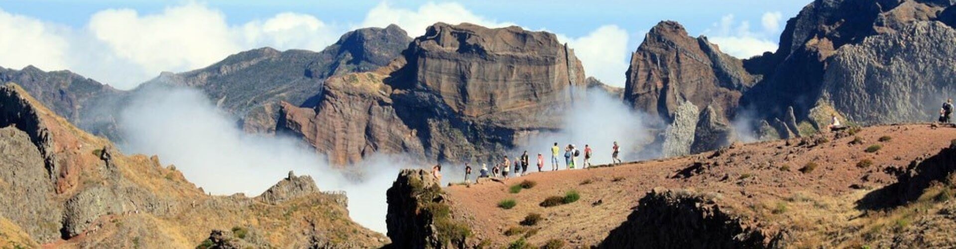 PR1 Vereda do Areeiro Hiking Trail in Madeira Island