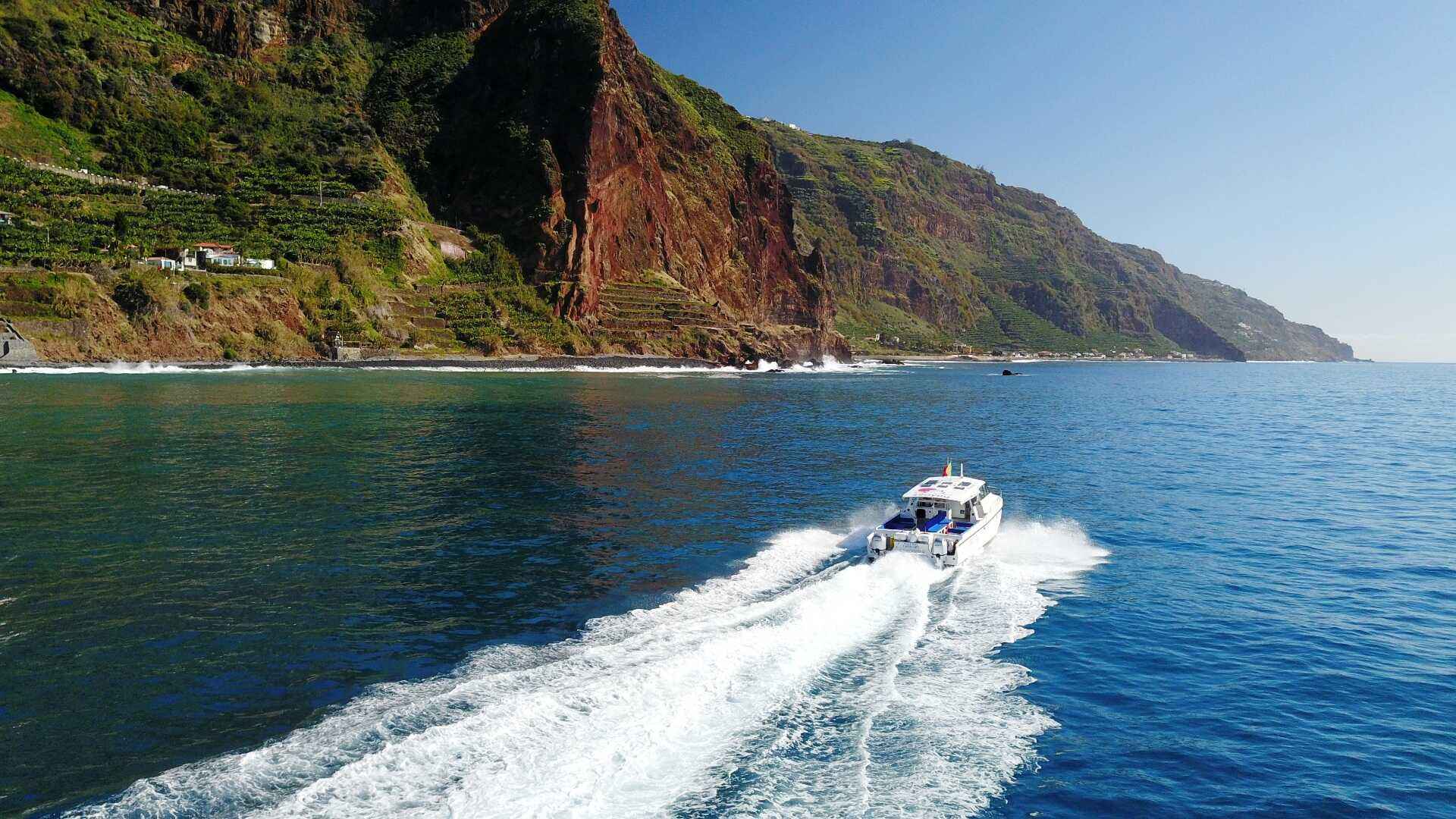 Chárter de crucero privado por la costa norte o sur de Madeira