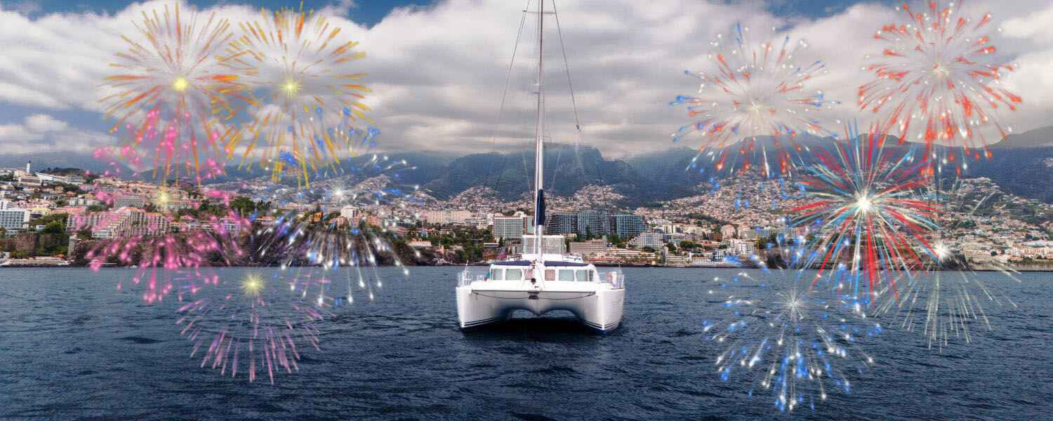 Catamaran en petit groupe pour le spectacle Reveillon à Madère