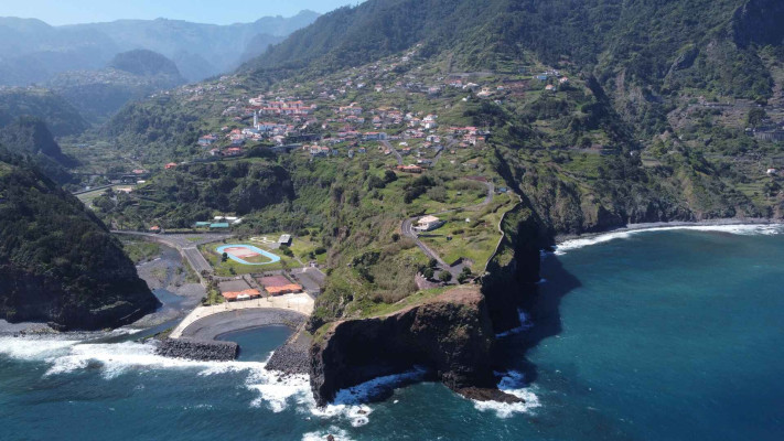 12 Beautiful Places to Visit on Madeira Island