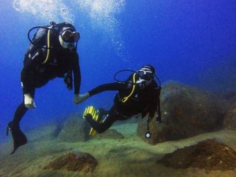 Try Scuba Diving in Caniçal Madeira