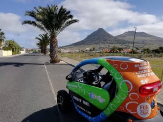 City Bubbles Electric Car Rental in Porto Santo