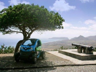 City Bubbles Electric Car Rental in Porto Santo