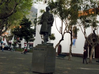 Estatua Tristao Vaz Statue, Machico, Monuments, Madeira