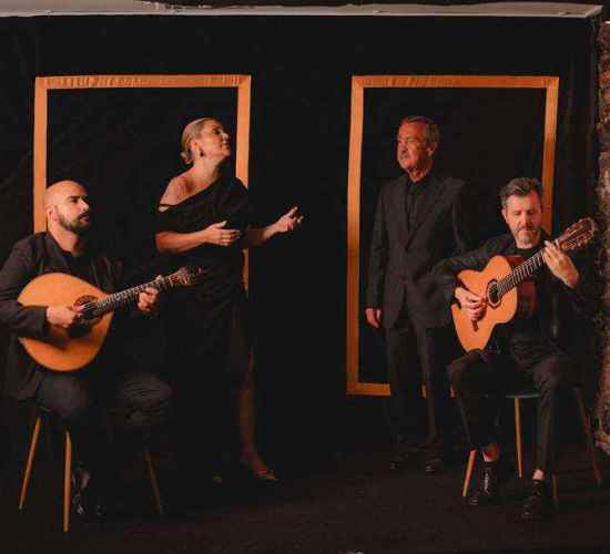Fado & Fado – Madeira Fado Show With Wine and History