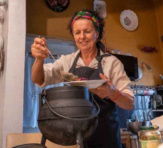 From Garden to Table – Rural Cottage Culinary Experience in Madeira