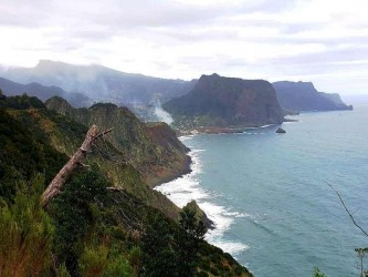 Larano Cliff Walk in Madeira