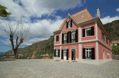 Lugar de Baixo Palace in Ponta do Sol, Madeira