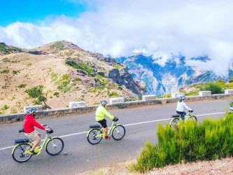 Pico do Areeiro to Funchal Mountain Bike Tour