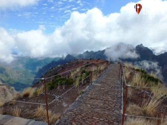 Pico Areeiro to Pico Ruivo Walk, Madeira