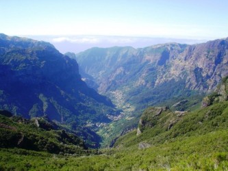PR1.3 Vereda da Encumeada na Ilha da Madeira