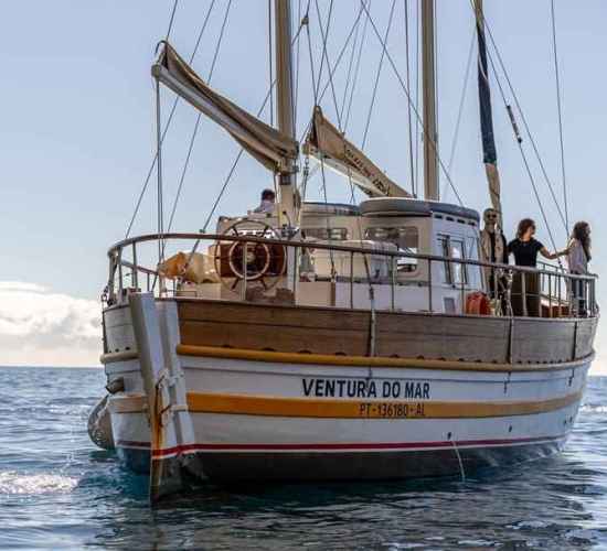 Scenic Sailing Trip in Madeira to Cabo Girao