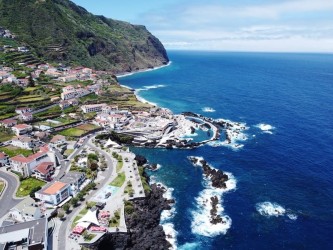 Taxi Transfer from Funchal to Porto Moniz